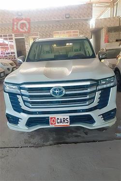 تويوتا لاندكروزر